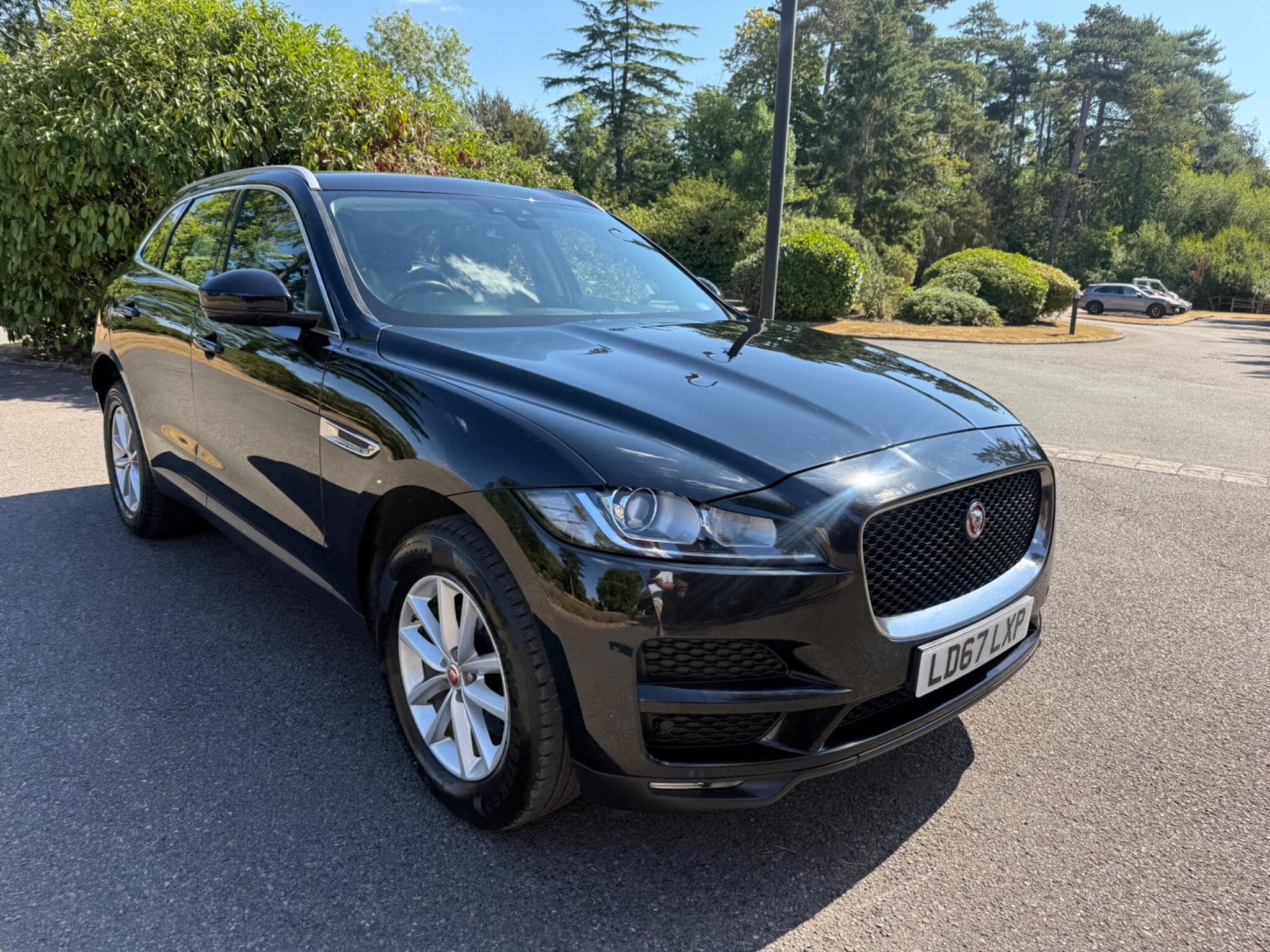 Jaguar F-PACE