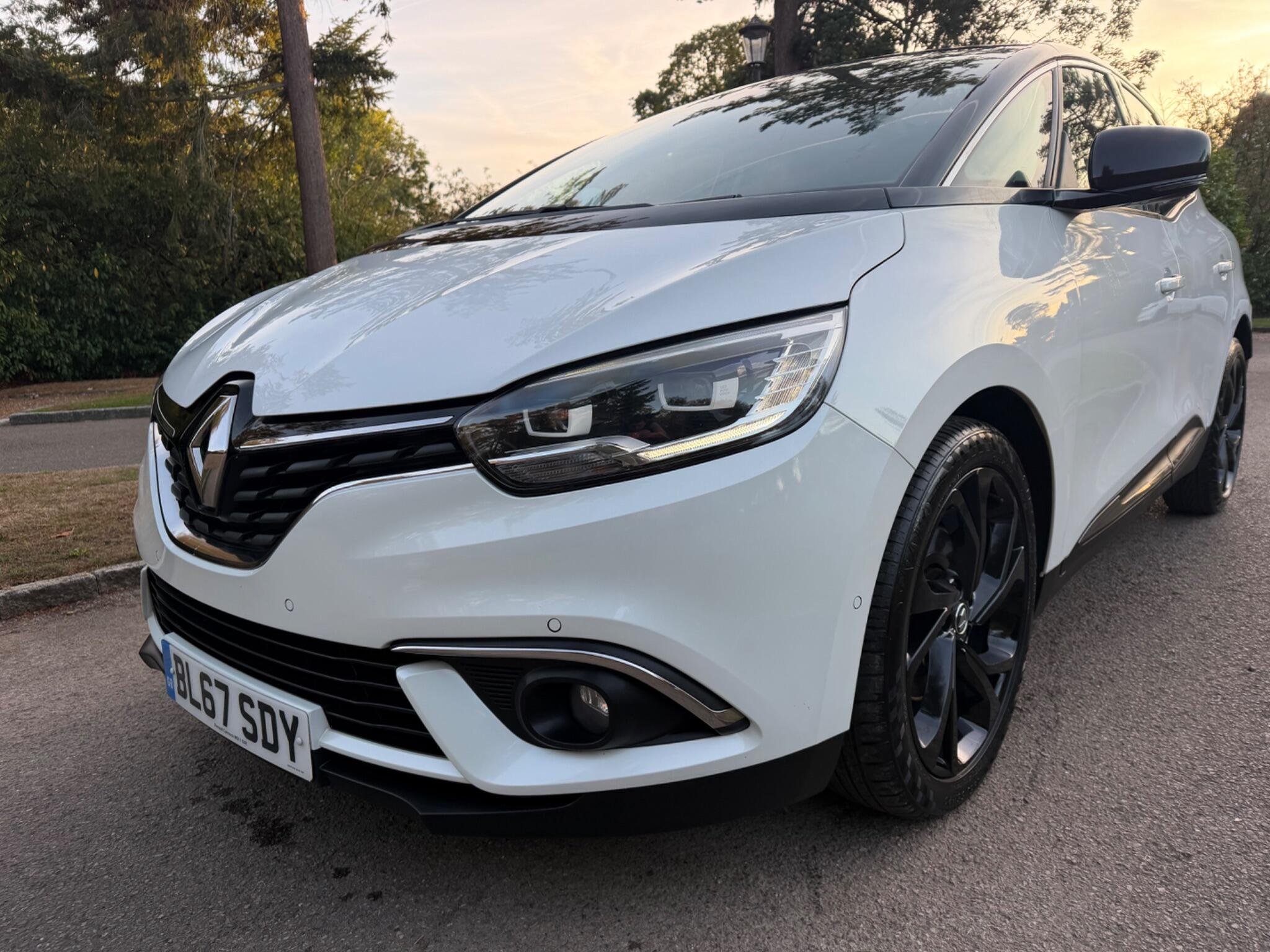 2017 Renault Scenic